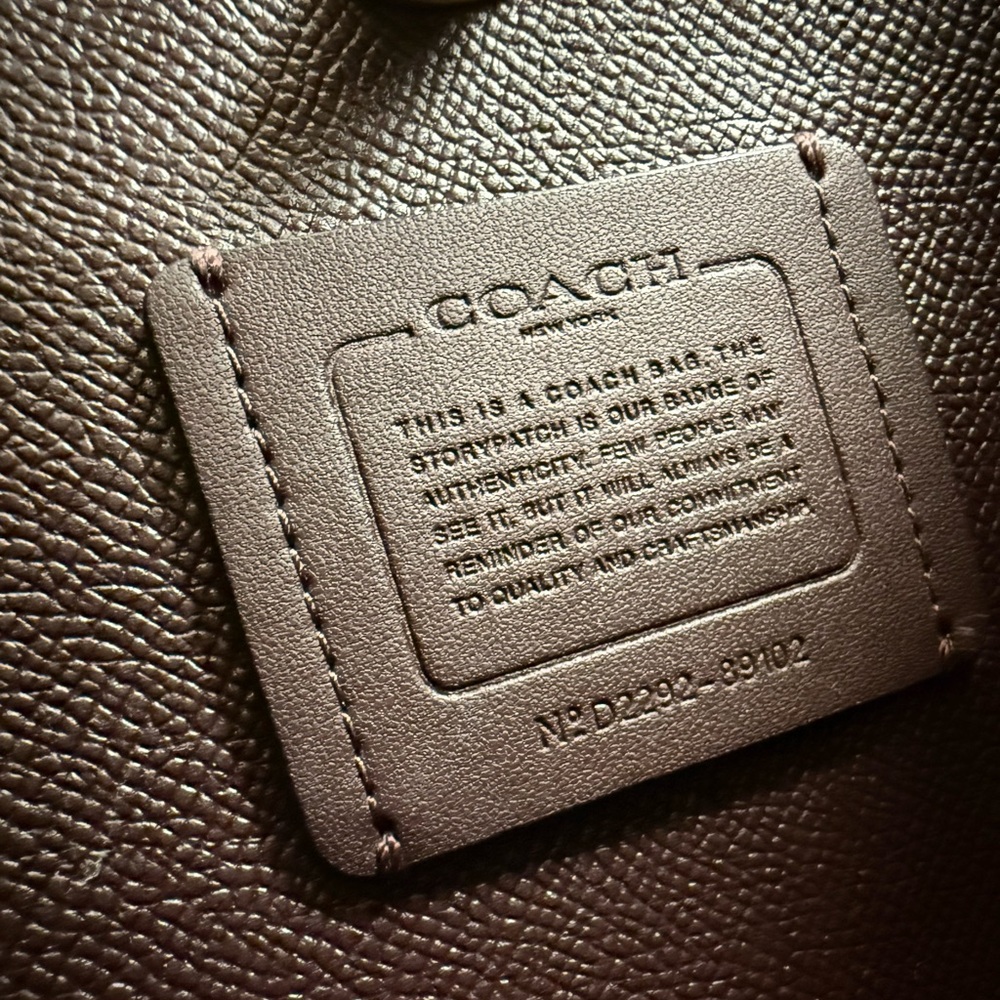 Coach bucket bag - Picture 8 of 14